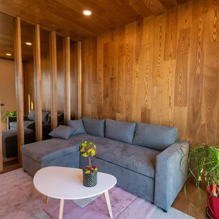 Isolina Rooftop Private Terrace And Garage * Брашов